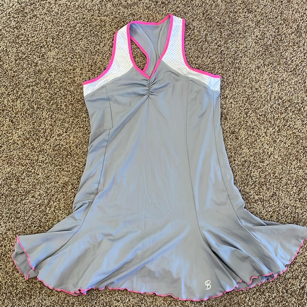 Sofibella Almost new athletic dress